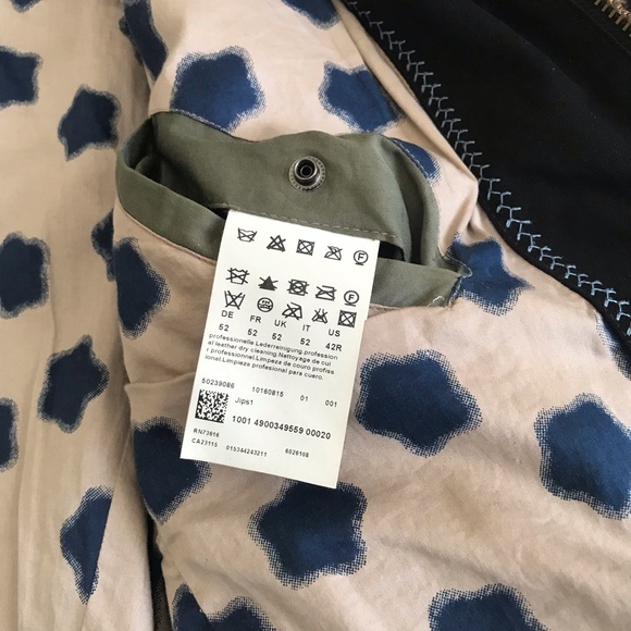 Luxurious Hugo Boss Black real leather jacket. - Picture 13 of 16